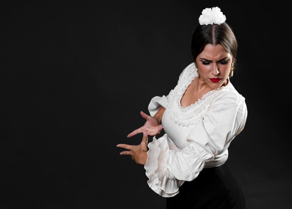 Mujer bailando flamenco